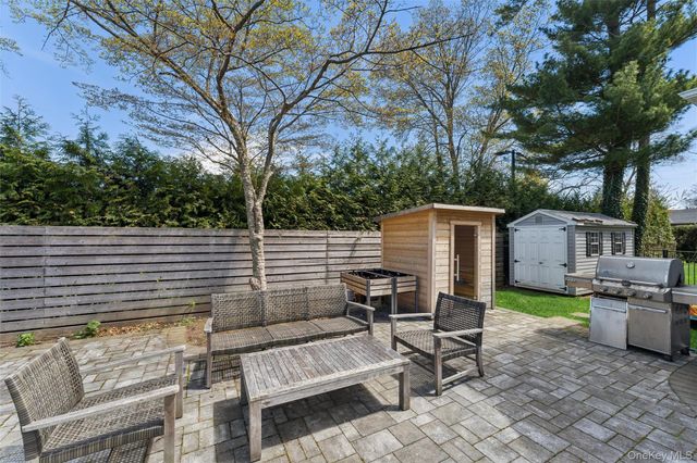 1989 Carman Court, Merrick, NY 11566
