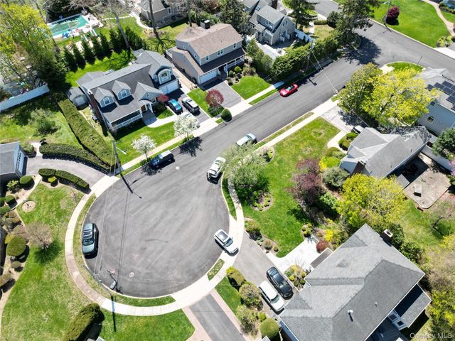 1989 Carman Court, Merrick, NY 11566