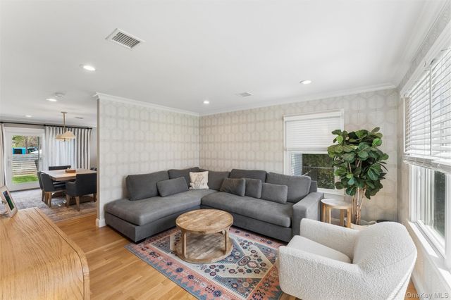 1989 Carman Court, Merrick, NY 11566