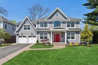 1989 Carman Court, Merrick, NY 11566
