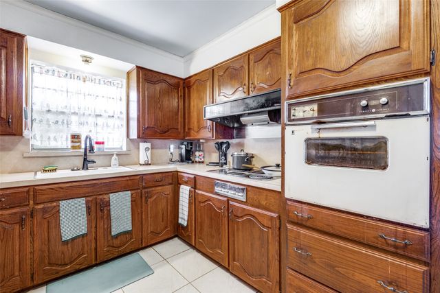 11062 Milhof Drive, Dallas, TX 75228