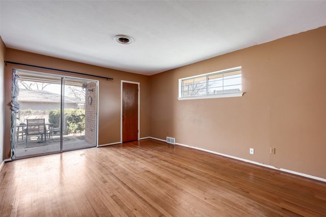 11062 Milhof Drive, Dallas, TX 75228