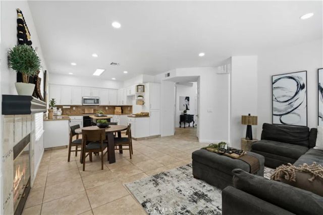 2716 Sequoia, Lodi, CA 95242
