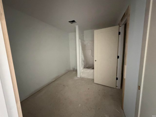 5173 Meadowlark Lane, Woodburn, IN 46797