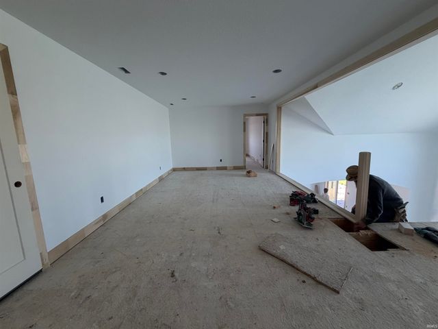 5173 Meadowlark Lane, Woodburn, IN 46797