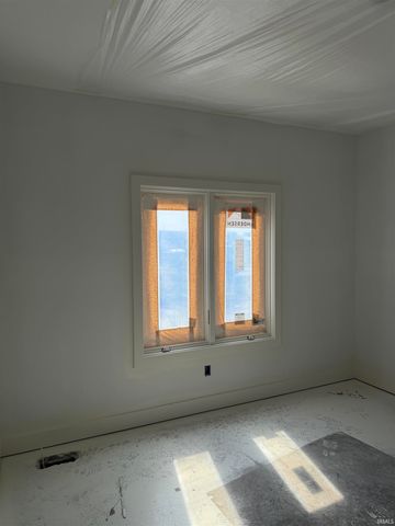 5173 Meadowlark Lane, Woodburn, IN 46797