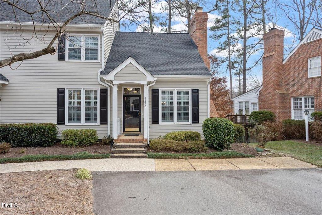 1513 Village Glenn Drive, Raleigh, NC 27612