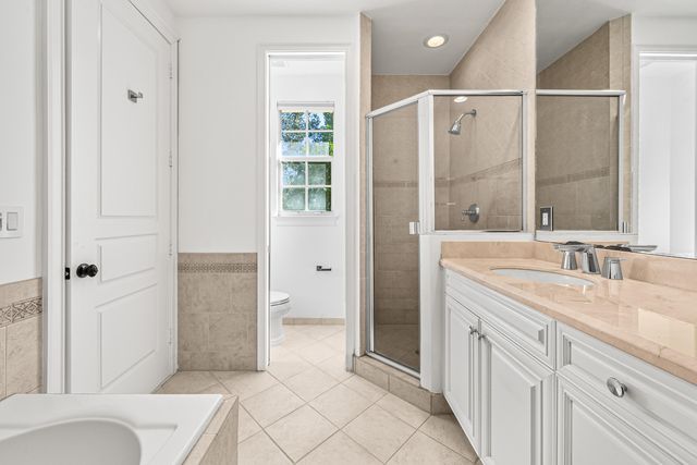 1063 E Heritage Club Circle, Delray Beach, FL 33483