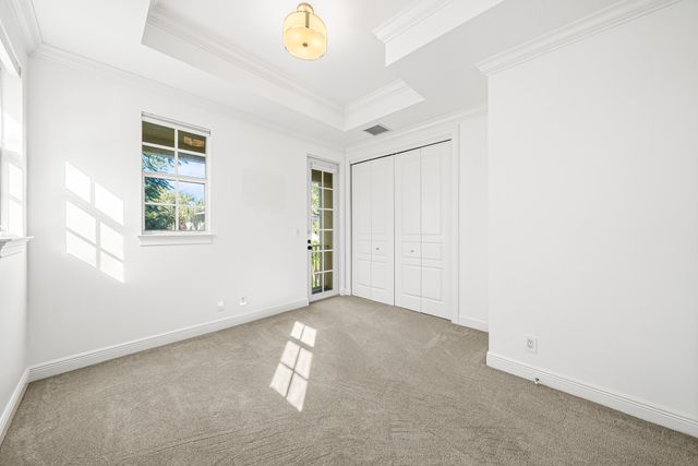 1063 E Heritage Club Circle, Delray Beach, FL 33483