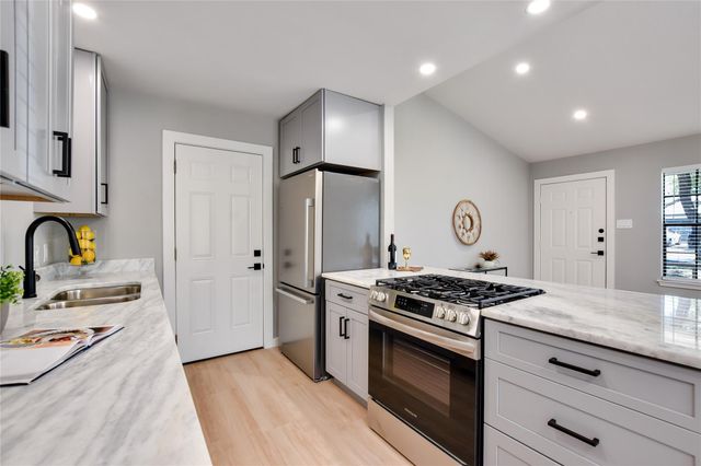 803 Kavanagh DR, Austin, TX 78748