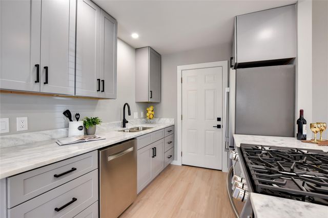 803 Kavanagh DR, Austin, TX 78748