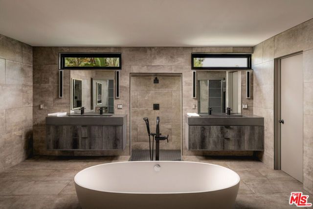 344 Arno Way, Pacific Palisades (los Angeles), CA 90272