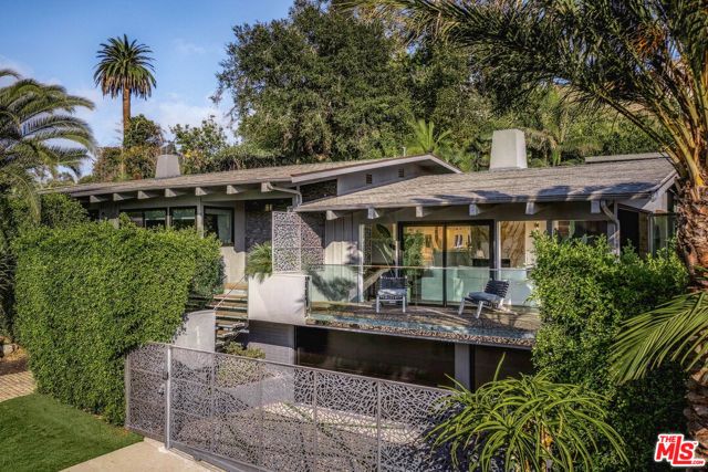 344 Arno Way, Pacific Palisades (los Angeles), CA 90272