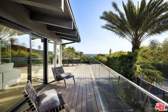 344 Arno Way, Pacific Palisades (los Angeles), CA 90272