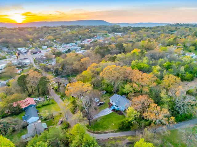 223 Ivy Street, Rossville, GA 30741
