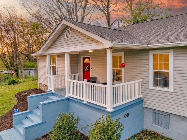 223 Ivy Street, Rossville, GA 30741