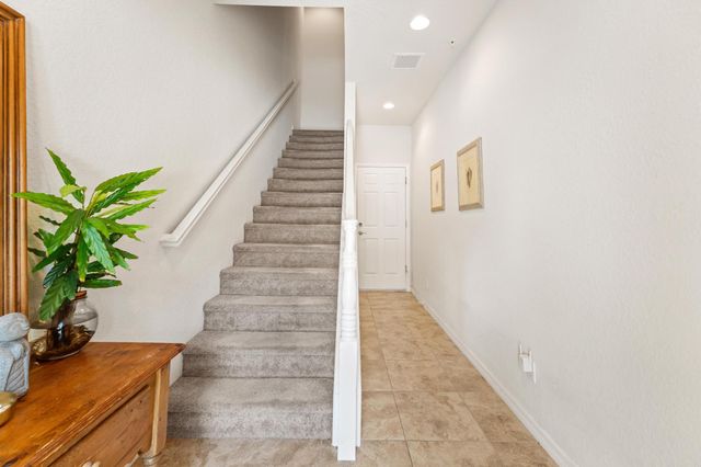 119 BLACK IRONWOOD Road 104, Jupiter, FL 33458
