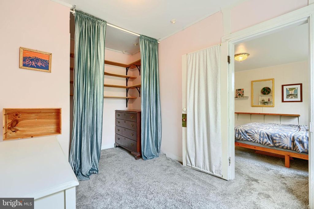 Image 34 of property listing at 1330 MORLING AVE W, Baltimore, MD 21211