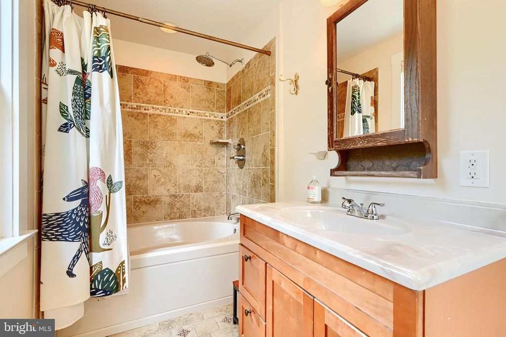 Image 39 of property listing at 1330 MORLING AVE W, Baltimore, MD 21211