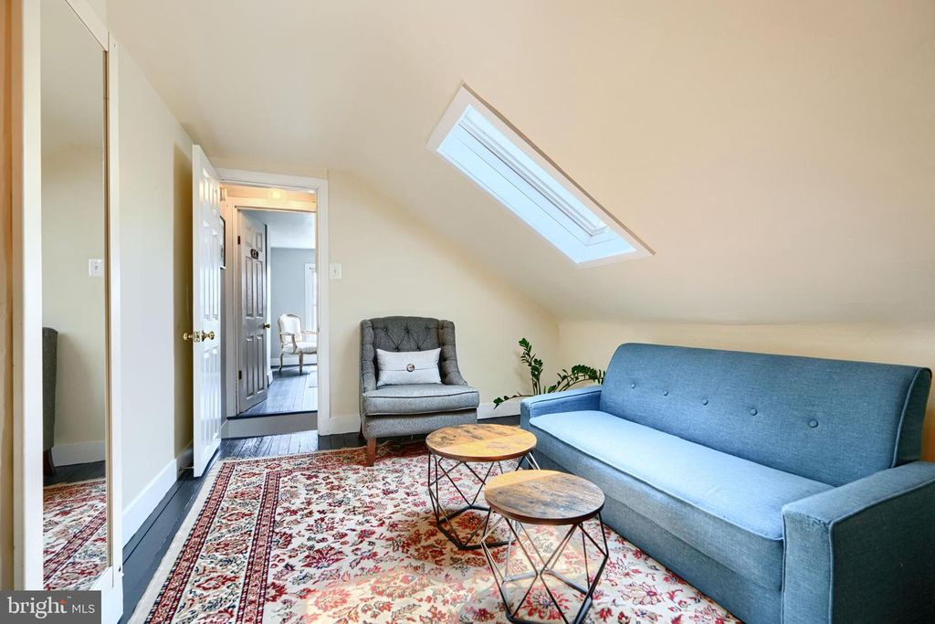 Image 43 of property listing at 1330 MORLING AVE W, Baltimore, MD 21211