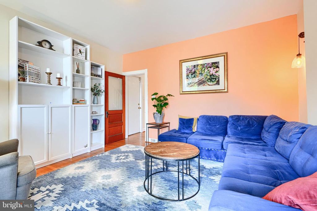 Image 5 of property listing at 1330 MORLING AVE W, Baltimore, MD 21211