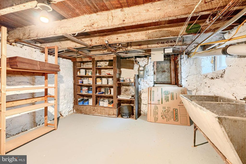 Image 48 of property listing at 1330 MORLING AVE W, Baltimore, MD 21211