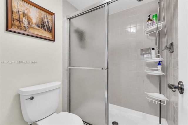 2981 N Nob Hill Rd 406, Sunrise, FL 33322