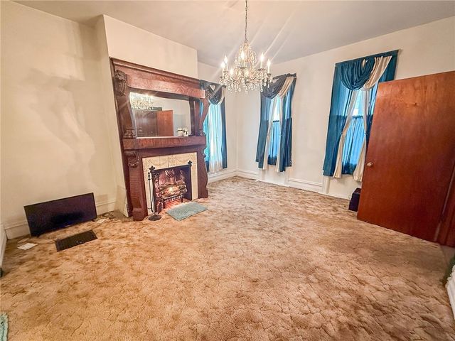 202 Central Ave, Chicora Boro, PA 16025