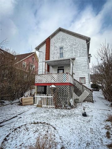 202 Central Ave, Chicora Boro, PA 16025