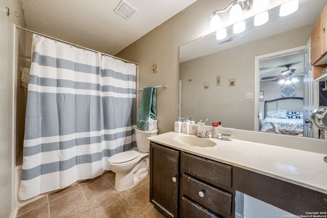 10118 Sandbrook Hill, San Antonio, TX 78254