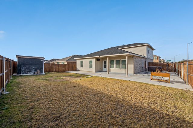 9352 Herringbone Drive, Fort Worth, TX 76131