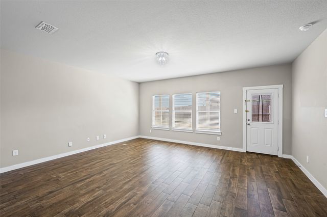 9352 Herringbone Drive, Fort Worth, TX 76131