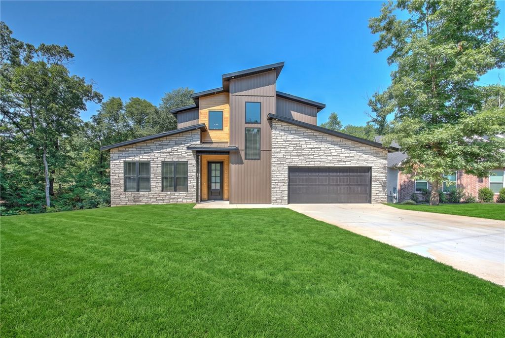 5 Malone Drive, Bella Vista, AR 72715