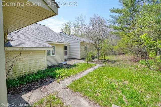 6637 Joy Road, Scio Township, MI 48130