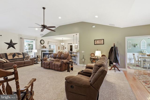 136 S PAULA LYNNE DR, Seaford, DE 19973