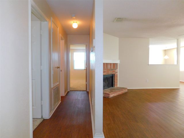 3230 Andalusian Drive, Denton, TX 76210