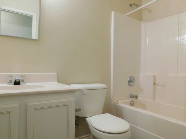 3230 Andalusian Drive, Denton, TX 76210