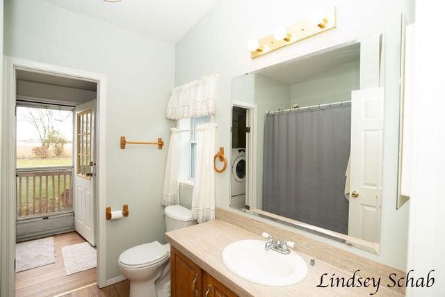 196 E Peck Lake Road, Ionia, MI 48846