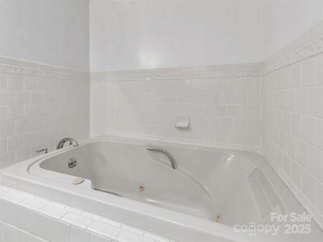 18 & 44 Sierra Point, Waynesville, NC 28786