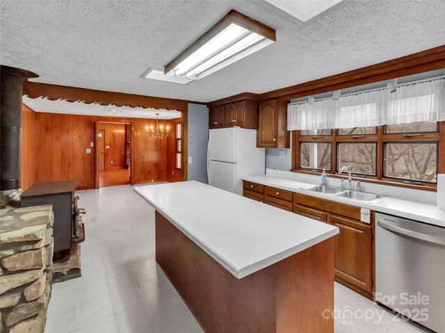 18 & 44 Sierra Point, Waynesville, NC 28786