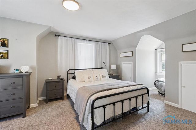 2601 Randall Drive, Oregon, OH 43616