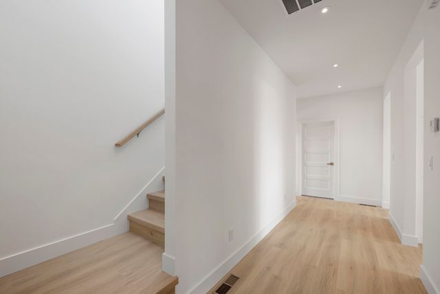 2807 S 14th Avenue, Ozark, MO 65721