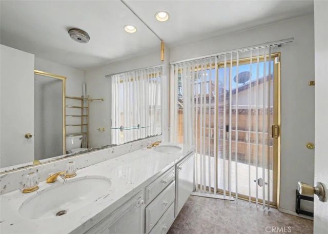 6772 Julie, West Hills, CA 91307
