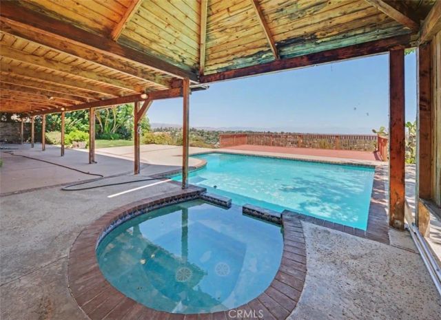 6772 Julie, West Hills, CA 91307