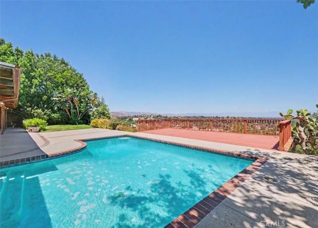 6772 Julie, West Hills, CA 91307