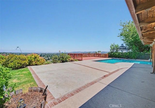 6772 Julie, West Hills, CA 91307