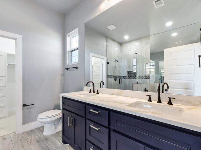 123 Cedar Bend Drive, Trinidad, TX 75163