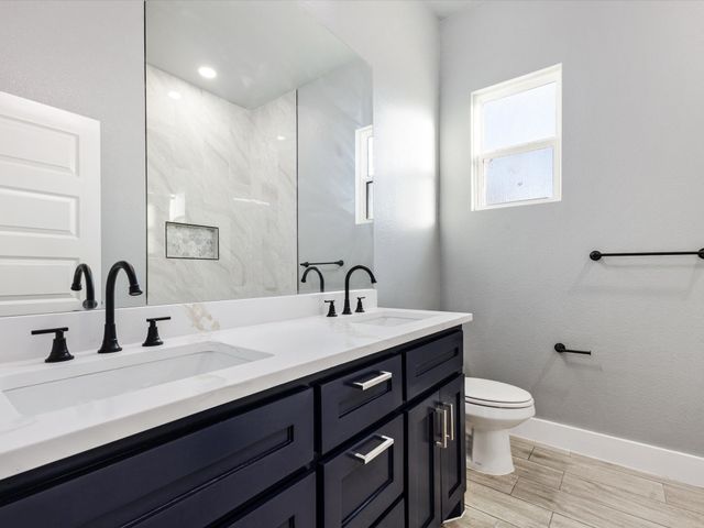 123 Cedar Bend Drive, Trinidad, TX 75163