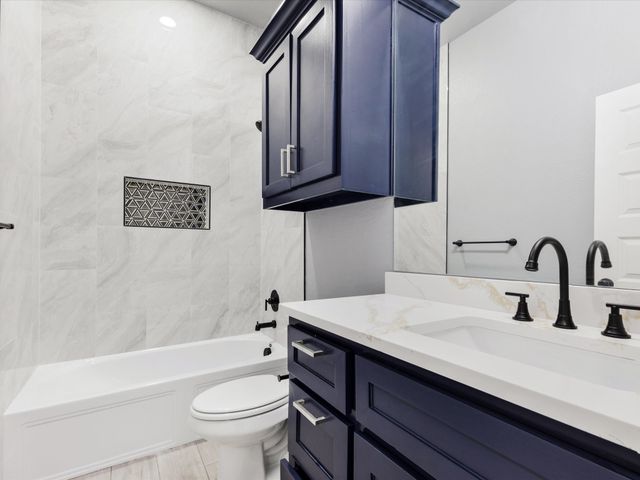 123 Cedar Bend Drive, Trinidad, TX 75163