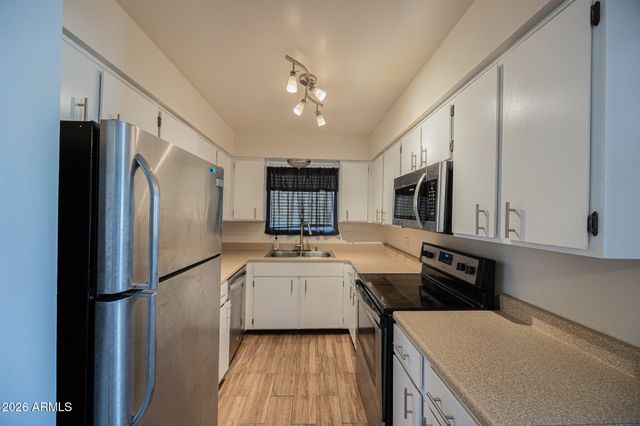 4708 E PORTLAND Street, Phoenix, AZ 85008